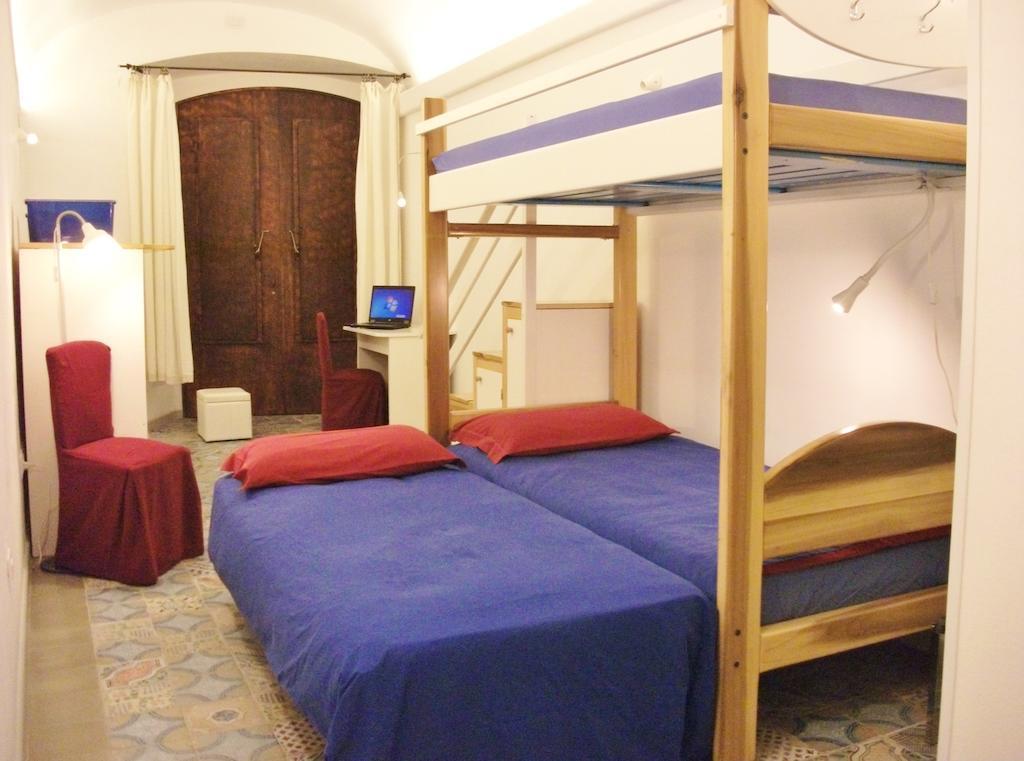 Residenze Palazzo Pes Apartment Cagliari Cameră foto