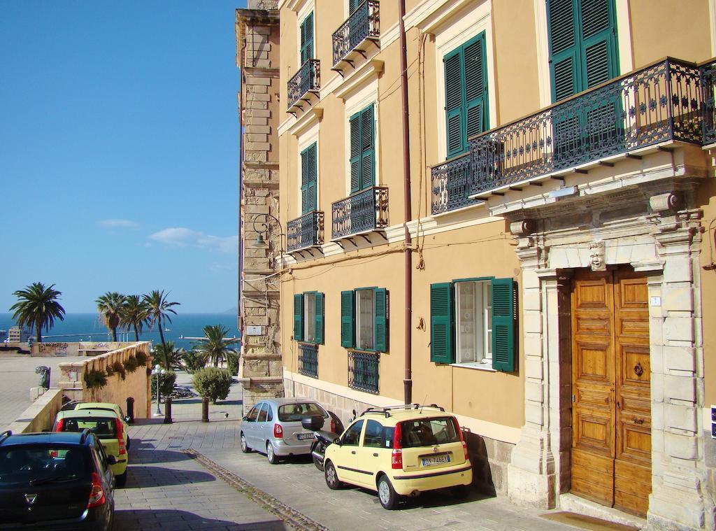 Residenze Palazzo Pes Apartment Cagliari Cameră foto