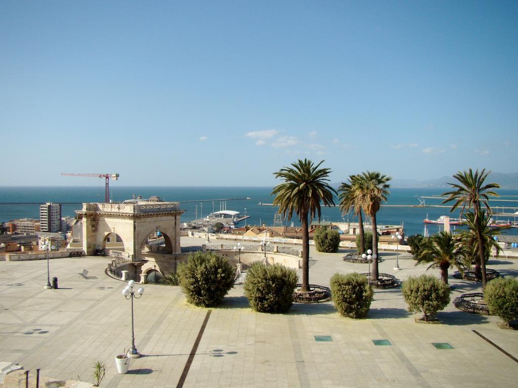 Residenze Palazzo Pes Apartment Cagliari Exterior foto